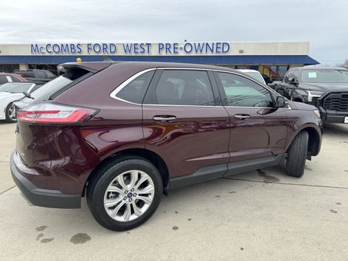 Certified 2022 Ford Edge Titanium w/ Equipment Group 301A image 5