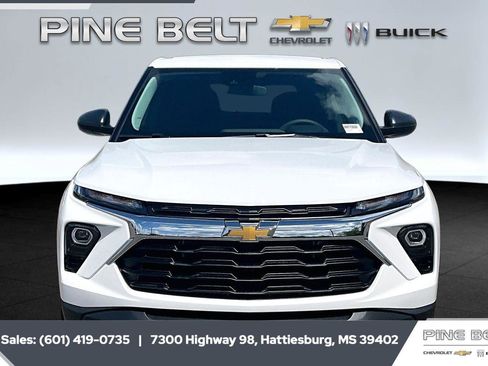 New 2026 Chevrolet TrailBlazer LS w/ LS Convenience Package FWD image 3