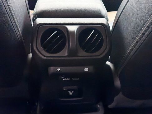 Used 2023 Jeep Wrangler Unlimited Sahara AWD/4WD image 29