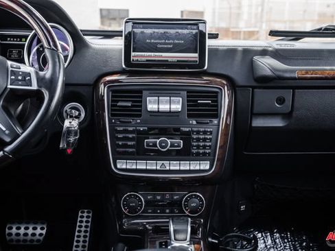 Used 2014 Mercedes-Benz G 63 AMG 4MATIC image 17