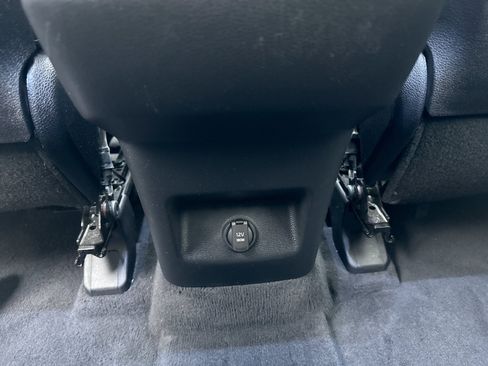Used 2024 Kia Telluride EX w/ EX Captain's Chair Package AWD/4WD image 21