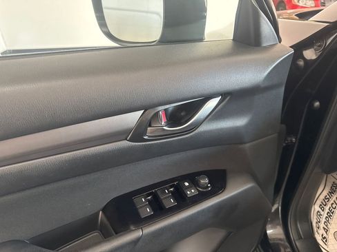 Used 2019 MAZDA CX-5 Sport image 10