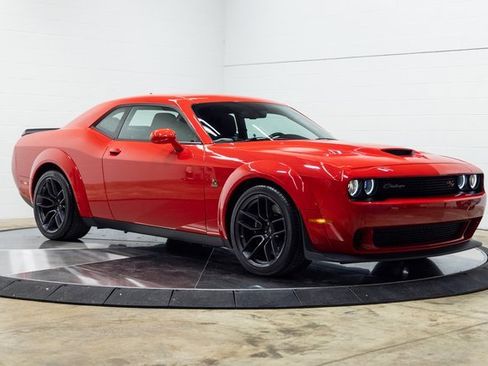 Used 2020 Dodge Challenger R/T Scat Pack image 4