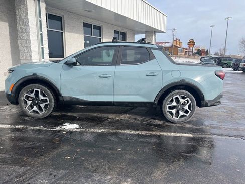 Used 2022 Hyundai Santa Cruz Limited image 2