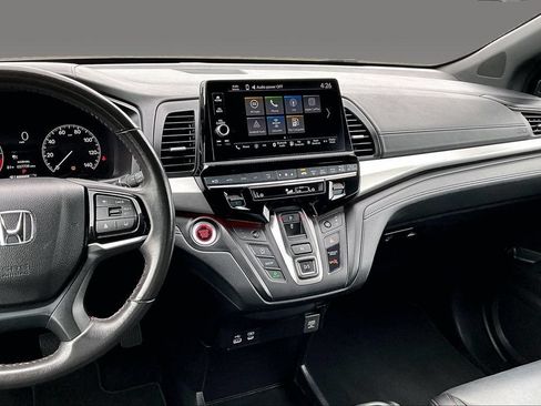 Used 2025 Honda Odyssey Sport-L image 3