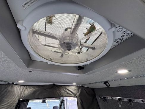 Used 2021 Ford Transit 350 Medium Roof AWD image 23