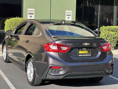 Used 2017 Chevrolet Cruze LT w/ RS Package FWD image 2