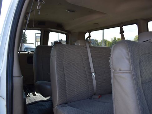 Used 2010 Chevrolet Express 3500 LT w/ LT Preferred Equipment Group image 6
