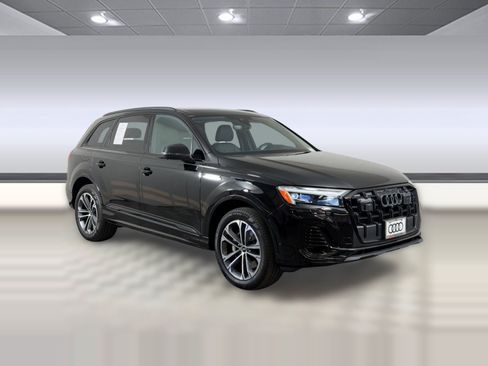 Certified 2026 Audi Q7 2.0T Premium w/ Convenience Plus Package AWD/4WD image 7