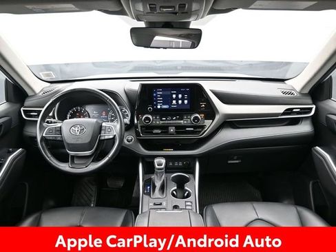 Certified 2023 Toyota Highlander XLE image 14