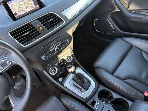 Used 2015 Audi Q3 2.0T Prestige w/ Prestige Package image 24