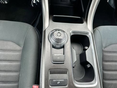 Used 2018 Ford Fusion SE image 33