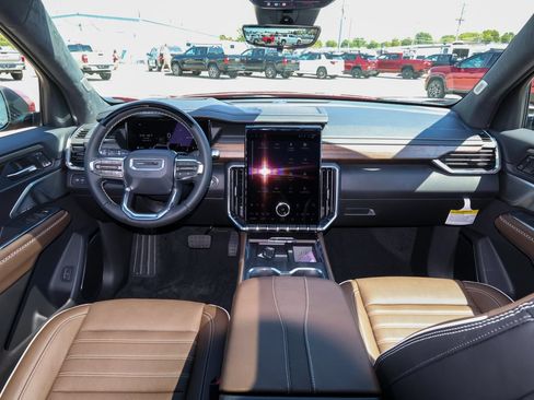 New 2027 GMC Acadia Denali Ultimate w/ LPO, Floor Liner Package AWD/4WD image 15