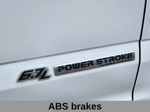 Used 2022 Ford F350 Lariat w/ Lariat Ultimate Package AWD/4WD image 16