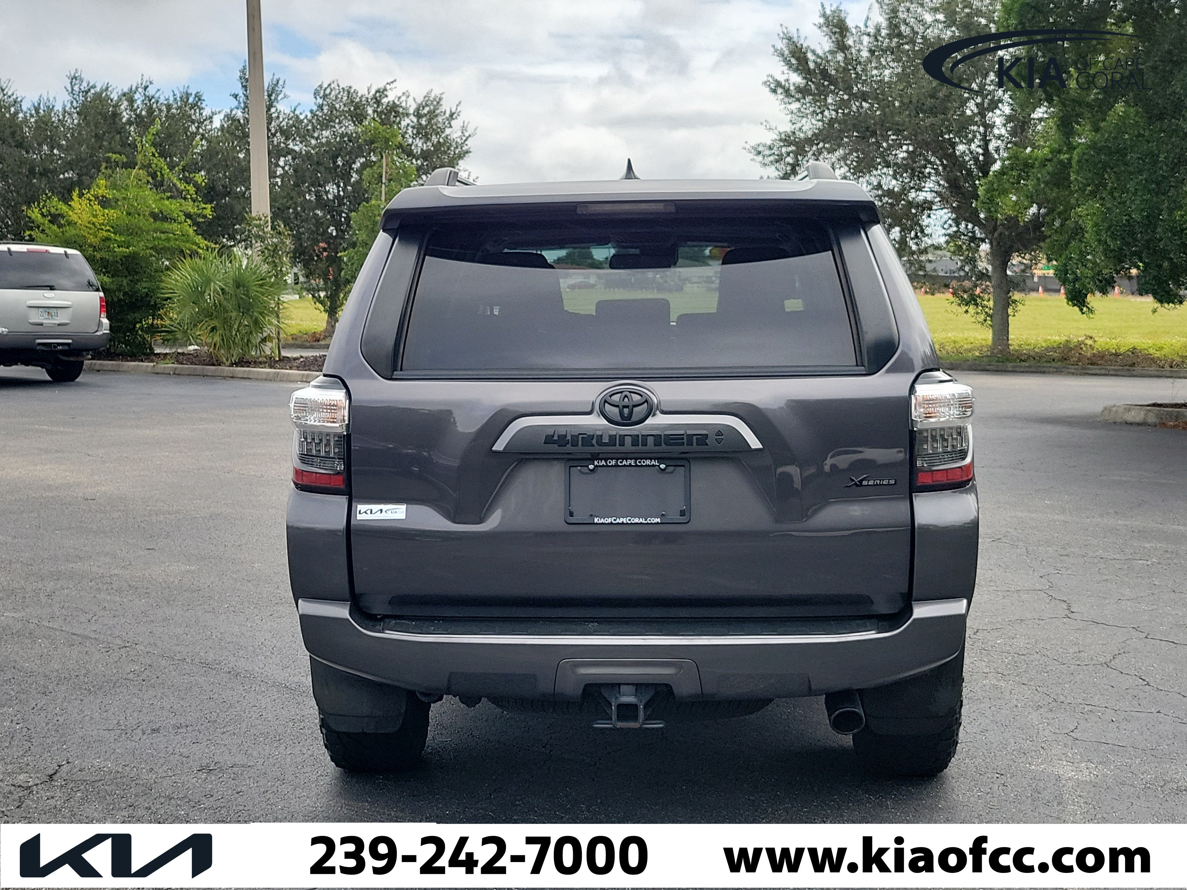 Used 2023 Toyota 4Runner SR5 Premium w/ Moonroof Package RWD image 5