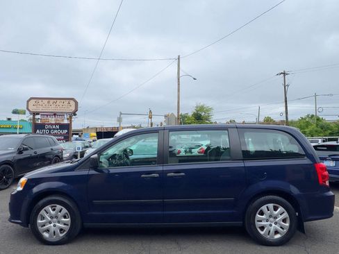 Used 2014 Dodge Grand Caravan American Value Package FWD image 3
