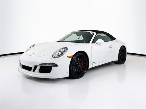 Certified 2015 Porsche 911 Carrera GTS image 1