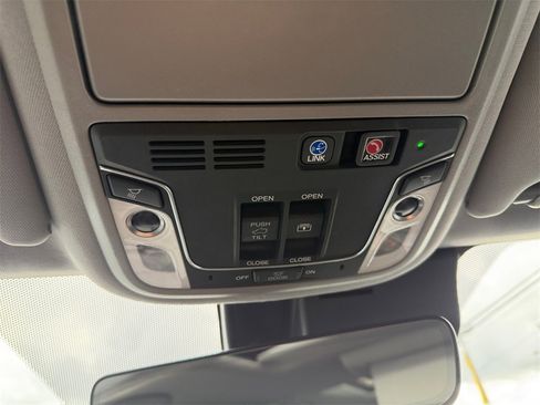 Used 2019 Honda Pilot Elite image 31