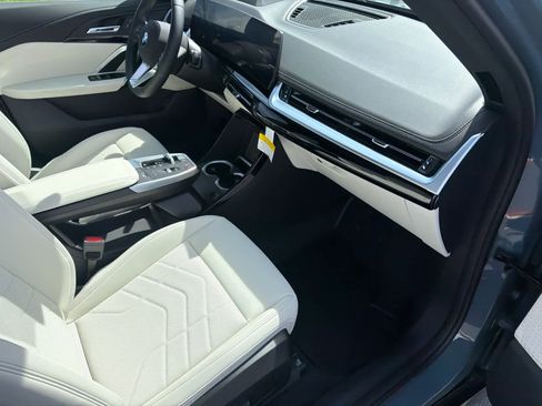 New 2026 BMW X1 xDrive28i w/ Technology Package AWD/4WD image 14