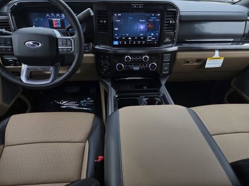 New 2026 Ford F250 4x4 Crew Cab Super Duty image 6