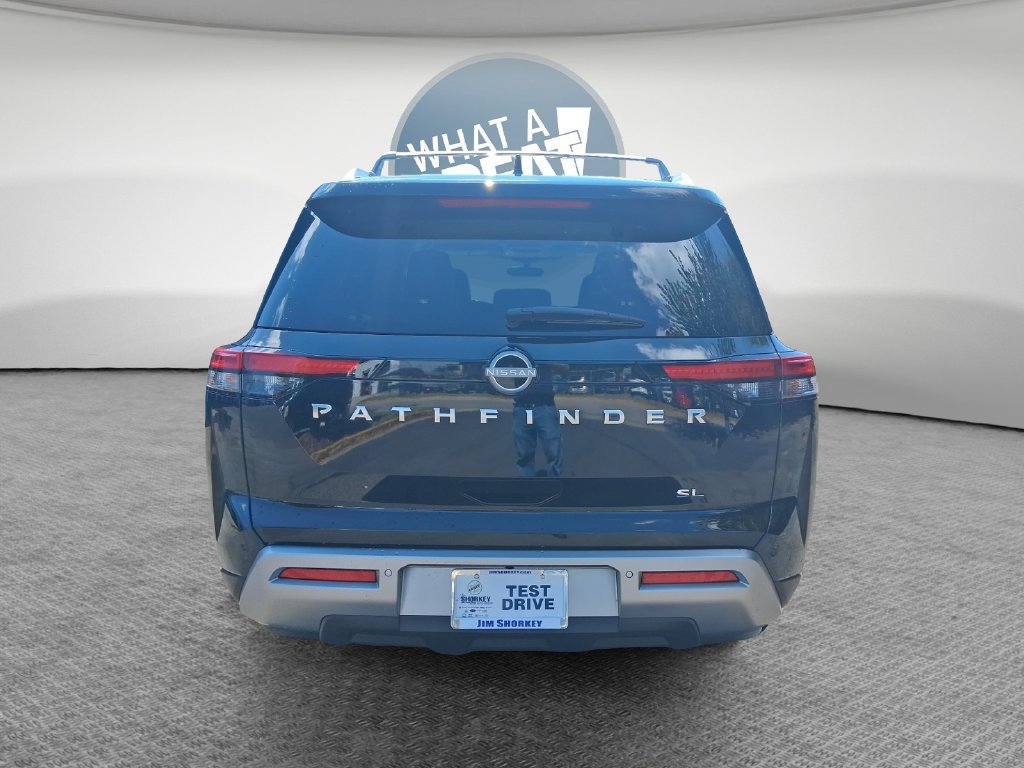 Used 2025 Nissan Pathfinder SL FWD image 5