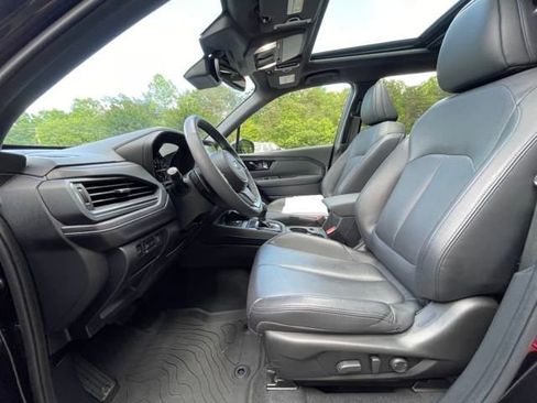 Used 2025 Subaru Forester Limited w/ Popular Package #1 image 20