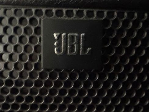 Used 2020 Toyota Tacoma TRD Sport image 8