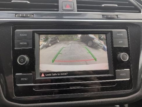 Used 2021 Volkswagen Tiguan S AWD/4WD image 23