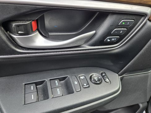 Used 2017 Honda CR-V EX-L image 18
