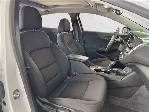 Used 2023 Chevrolet Malibu LT FWD image 19