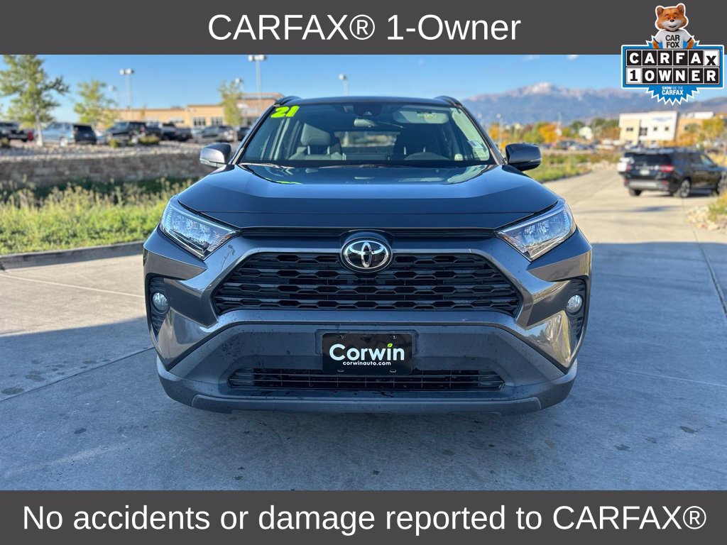 Used 2021 Toyota RAV4 XLE AWD/4WD image 2
