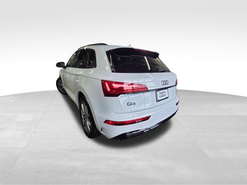 Certified 2024 Audi Q5 e Premium Plus image 5