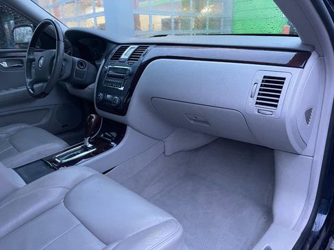 Used 2006 Cadillac DTS Luxury I image 20