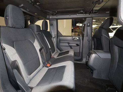 Used 2025 Ford Bronco Big Bend image 26