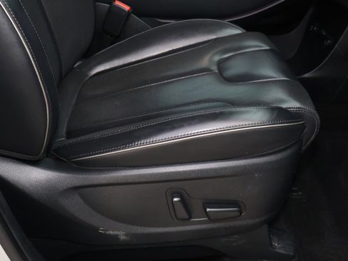 Used 2022 Hyundai Palisade Calligraphy image 19