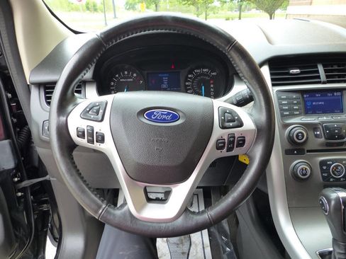 Used 2014 Ford Edge SEL image 25