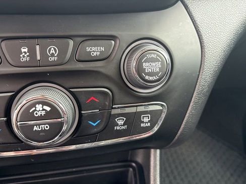 Used 2022 Jeep Cherokee Trailhawk w/ Sun, Sound & Nav Group image 58