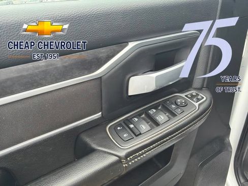 Used 2024 RAM 2500 Big Horn w/ Off Road Package AWD/4WD image 8