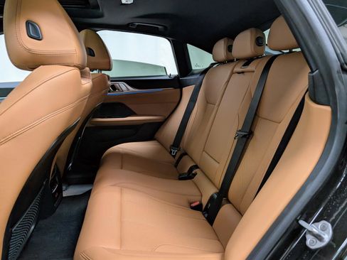 Used 2024 BMW i4 eDrive35 w/ Premium Package image 17