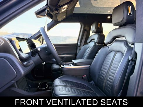 Used 2023 Rivian R1T Adventure image 12