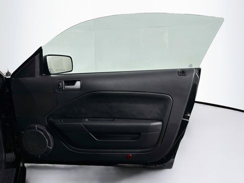 Used 2007 Ford Mustang GT Premium RWD image 27