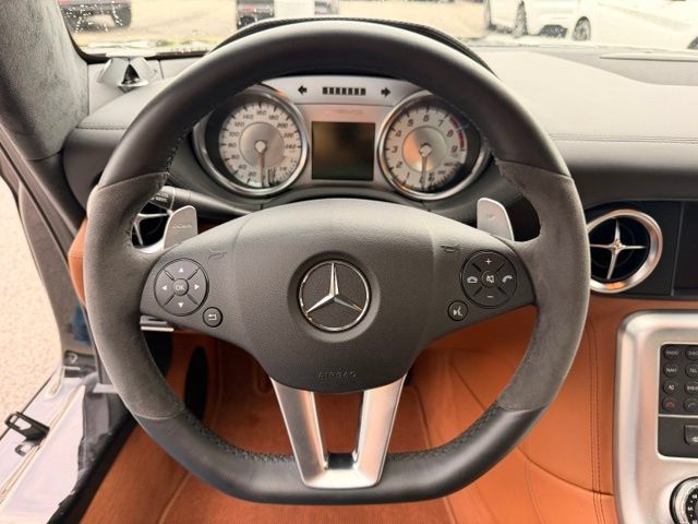 Used 2011 Mercedes-Benz SLS AMG Coupe image 20