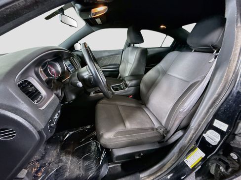 Used 2022 Dodge Charger SXT RWD image 22