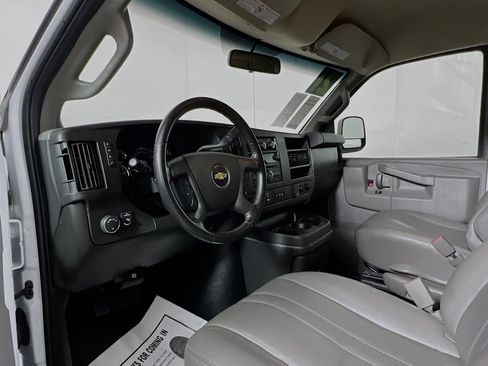 Used 2021 Chevrolet Express 2500 Extended w/ Communications Package RWD image 27