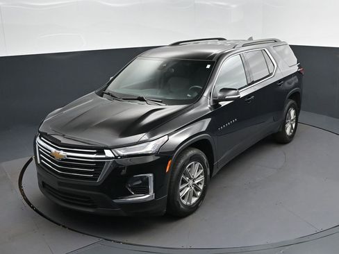 Used 2024 Chevrolet Traverse LT FWD image 31