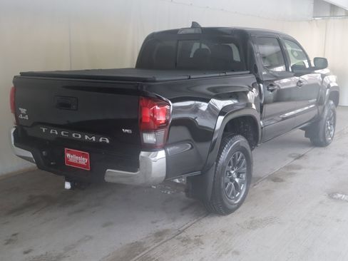 Certified 2021 Toyota Tacoma SR5 image 22
