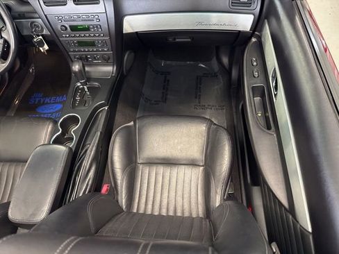 Used 2004 Ford Thunderbird RWD image 14