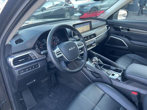 Certified 2022 Kia Telluride EX w/ EX Premium Package image 6