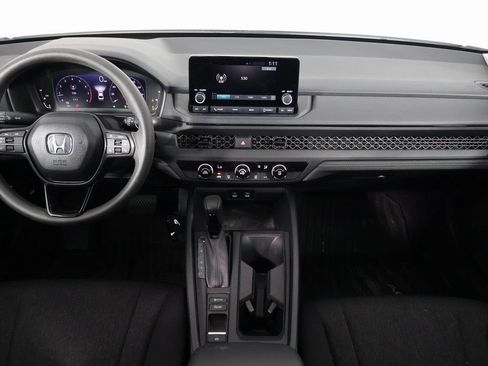 Used 2025 Honda Accord LX image 8