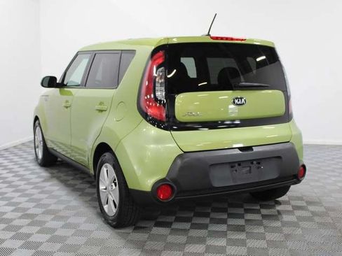 Used 2015 Kia Soul FWD image 4